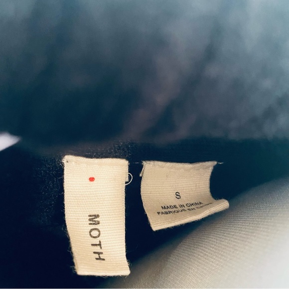 Moth brand turtleneck Black Chevron Sweater - Size: S. - Picture 7 of 10